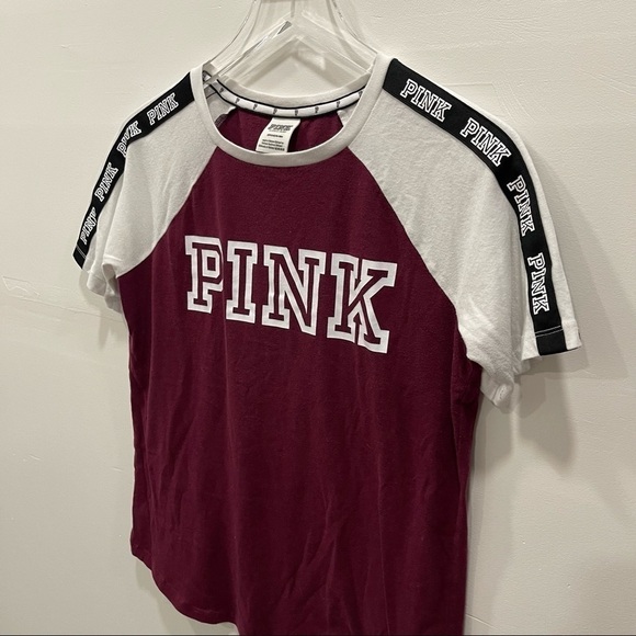 Pink VS Burgundy Short Sleeve Spellout Trim Crew Neck Size Small Casual - Picture 3 of 7